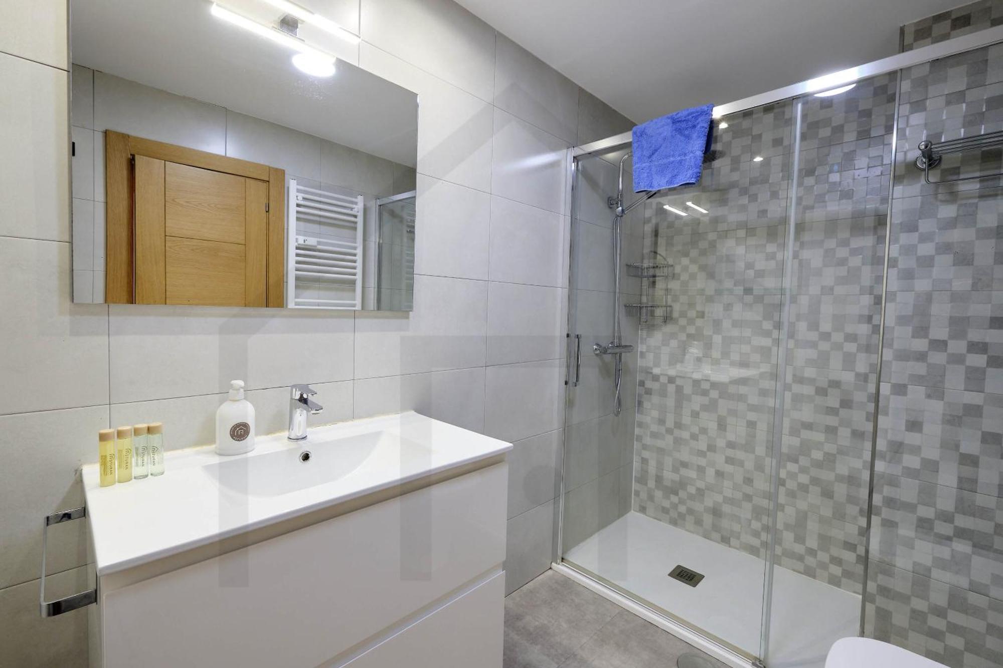 Campoamor Centro - Coqueto Apartamento Con Wifi. オビエド エクステリア 写真